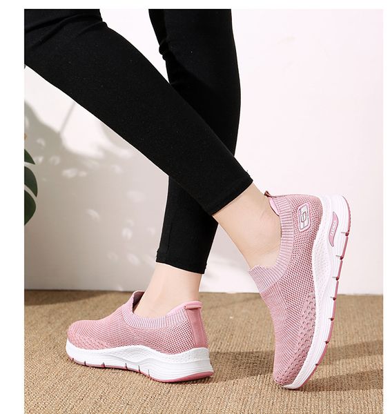 women's shoes autumn 2021 new breathable soft-soled running shoes casual sports shoe women zz226
women's shoes autumn 2021 new breathable soft-soled running shoes casual sports shoe women zz226
