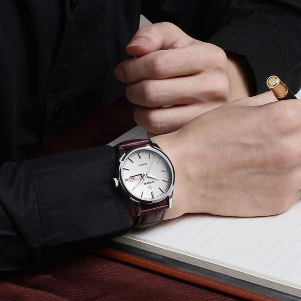 wristwatches 2021 luxury men's watch brand wwoor 30m waterproof date male clock business quartz casual wristwatch man relogio masculino, Slivery;brown
wristwatches 2021 luxury men's watch brand wwoor 30m waterproof date male clock business quartz casual wristwatch man relogio masculino, Slivery;brown