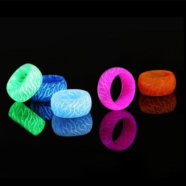 cluster rings 5size fashion luminous resin ring band glow night light in the dark fluorescent glowing jewelry gift, Golden;silver
cluster rings 5size fashion luminous resin ring band glow night light in the dark fluorescent glowing jewelry gift, Golden;silver