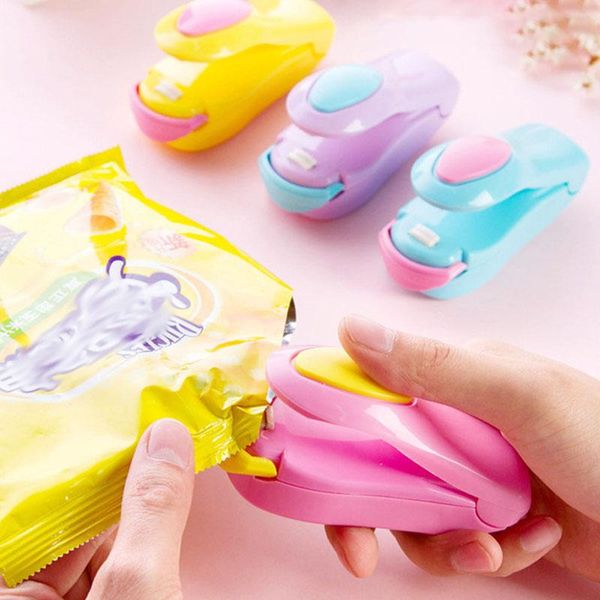 bag clips drop mini portable food snack clip candy home kitchen store electric appliances tools small items
bag clips drop mini portable food snack clip candy home kitchen store electric appliances tools small items