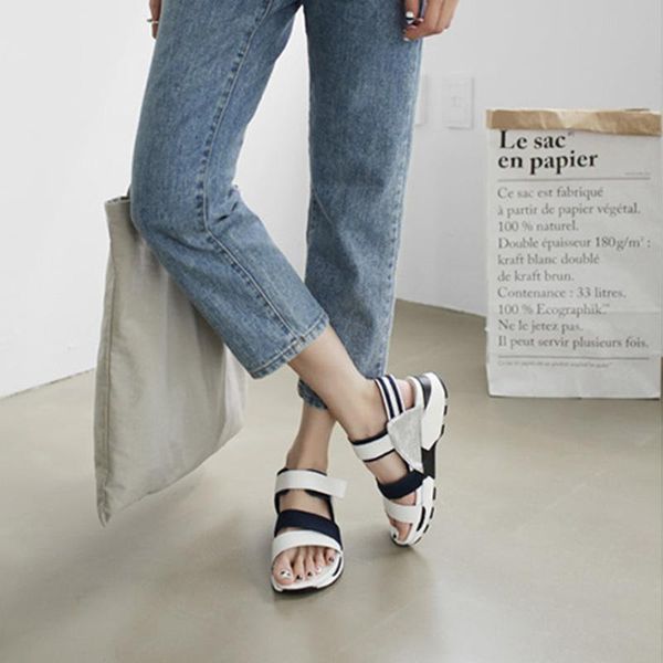 sandalias mujer 2021 casual shoes women chunky sandals zapatos de ladies platform footware rome style wedges, Black
sandalias mujer 2021 casual shoes women chunky sandals zapatos de ladies platform footware rome style wedges, Black