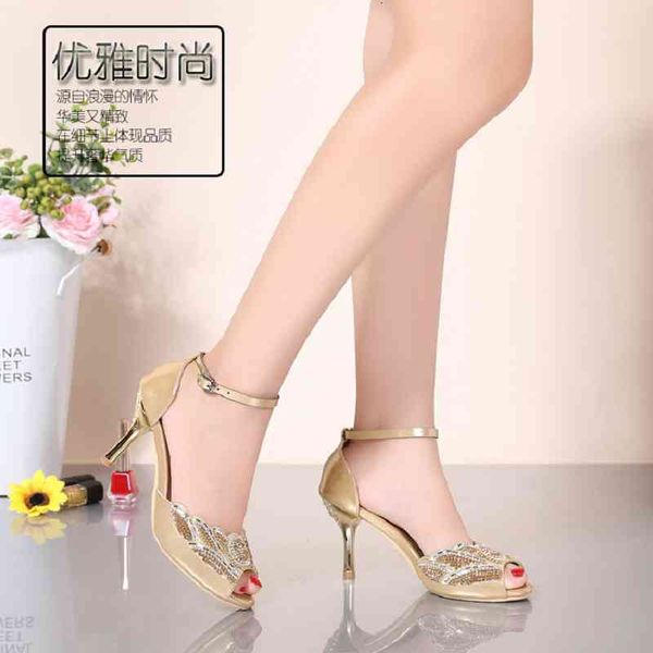 slippers 2021 summer fashion large size shoes one word buckle strap stiletto sandals small diamond women io01, Black
slippers 2021 summer fashion large size shoes one word buckle strap stiletto sandals small diamond women io01, Black
