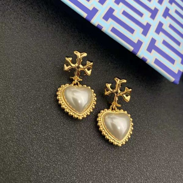 new metal temperament elegant smooth face love earrings women's fashion net red, Golden
new metal temperament elegant smooth face love earrings women's fashion net red, Golden