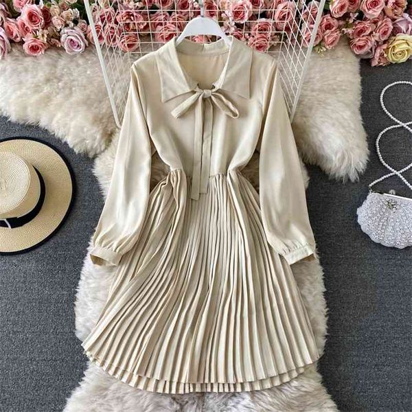 women's summer bow tie pleated empire turn-down collar lantern sleep mini dress d070 210506, Black;gray
women's summer bow tie pleated empire turn-down collar lantern sleep mini dress d070 210506, Black;gray