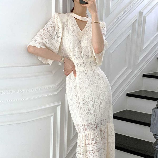 dresses chic korean slim v neck lace hollow out short sleeve wrap hip mermaid dress women temperament elegant spring 210610, Black;gray
dresses chic korean slim v neck lace hollow out short sleeve wrap hip mermaid dress women temperament elegant spring 210610, Black;gray