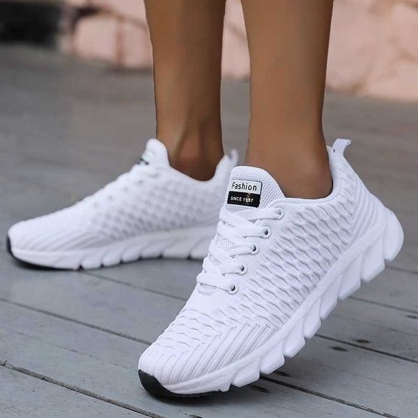 2020 mesh women sneakers breathable women flat shoes lightweight casual shoes ladies lace-up deportivas mujer chaussures femme y0907, Black
2020 mesh women sneakers breathable women flat shoes lightweight casual shoes ladies lace-up deportivas mujer chaussures femme y0907, Black