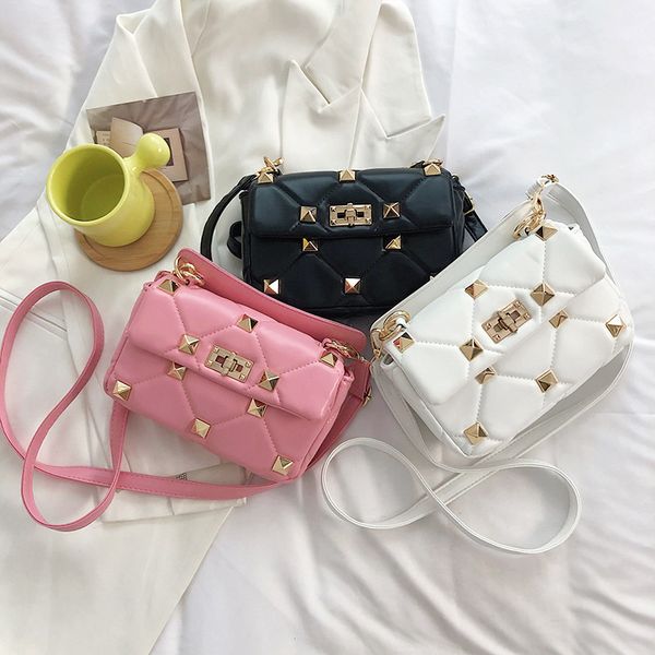 outlet women's 2021 summer fashion small square rivet hand bag comfortable single shoulder messenger bag designers handbag yw
outlet women's 2021 summer fashion small square rivet hand bag comfortable single shoulder messenger bag designers handbag yw