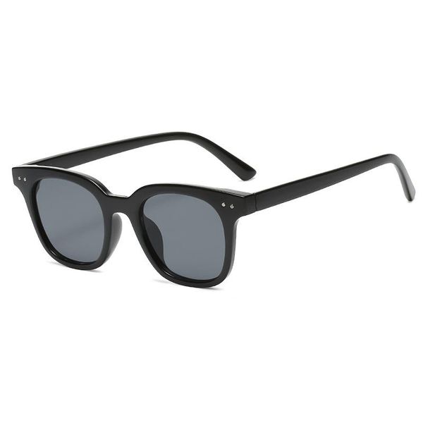 sunglasses rivet rectangle women men 2021 brand designer black leopard pink driving sun glasses retro feminino, White;black
sunglasses rivet rectangle women men 2021 brand designer black leopard pink driving sun glasses retro feminino, White;black