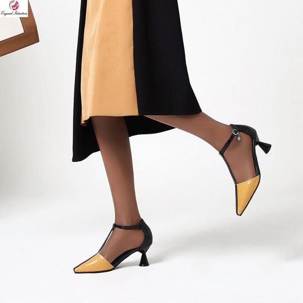 original intention summer's t-shaped high-heeled shoes with pointed toes and thin heels for women big size 33-48 sandals, Black
original intention summer's t-shaped high-heeled shoes with pointed toes and thin heels for women big size 33-48 sandals, Black