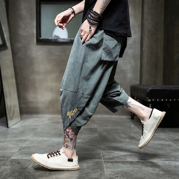 men's pants chinese style summer embroidered loose large harem capris vwse, Black
men's pants chinese style summer embroidered loose large harem capris vwse, Black