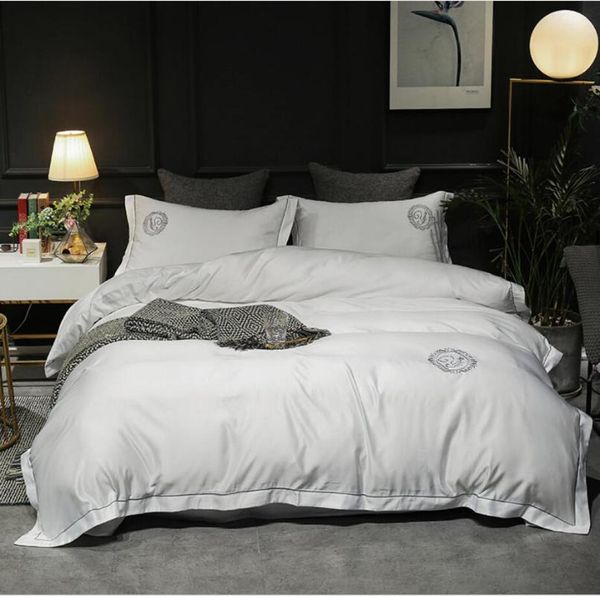 bedding sets white silk/cotton princess set home textile 4pcs solid color silky satin duvet cover bed sheet king pillowcases
bedding sets white silk/cotton princess set home textile 4pcs solid color silky satin duvet cover bed sheet king pillowcases