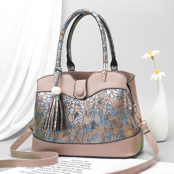 evening bags 2021 patent leather bright face women's bag bridal wedding atmosphere handbag large capacity one shoulder messenger
evening bags 2021 patent leather bright face women's bag bridal wedding atmosphere handbag large capacity one shoulder messenger