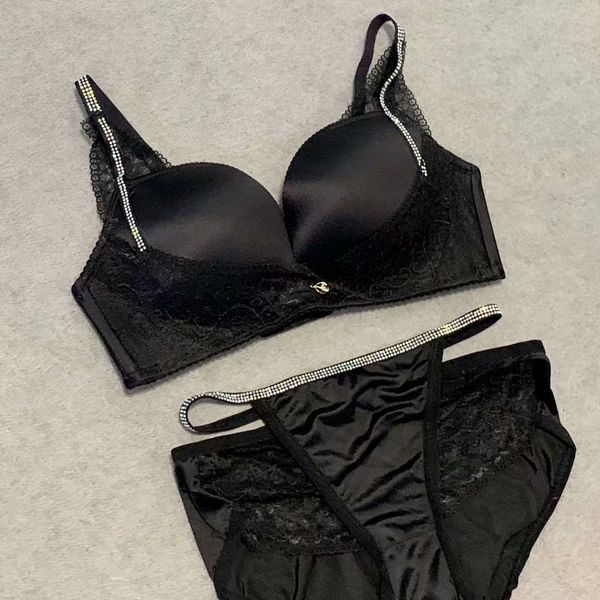9670 womens diamond glossy lace lingerie seamless wireless small chest push up adjustable bra bra, Red;black
9670 womens diamond glossy lace lingerie seamless wireless small chest push up adjustable bra bra, Red;black