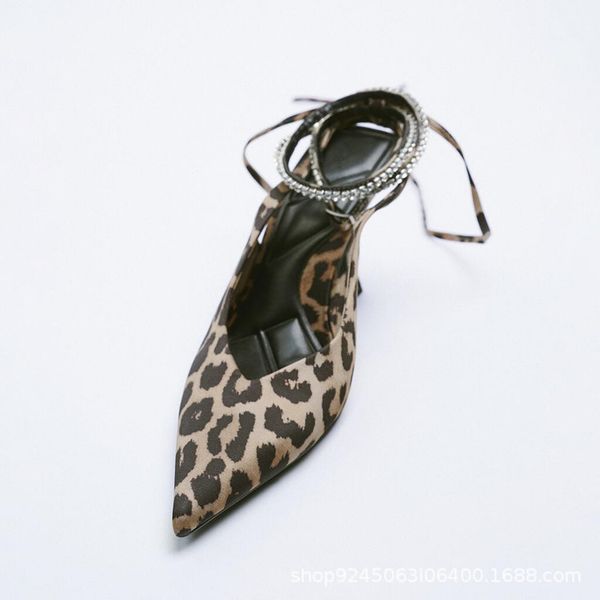 2022 summer leopard print shoes female sandal high heels large size girls rhinestone pointed high-heeled lace up stiletto c, Black
2022 summer leopard print shoes female sandal high heels large size girls rhinestone pointed high-heeled lace up stiletto c, Black