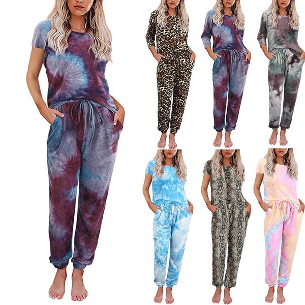 2021 outdoor home suit women's autumn and winter tie dye printed short sleeve trousers split pajamas, Gray
2021 outdoor home suit women's autumn and winter tie dye printed short sleeve trousers split pajamas, Gray