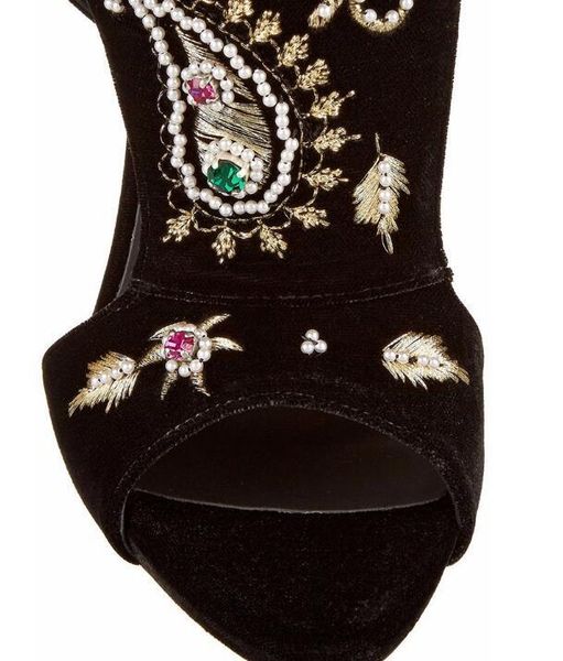 sandals vintage woman black embroider open toe national totem high heel shoes super thin peep ladies
sandals vintage woman black embroider open toe national totem high heel shoes super thin peep ladies