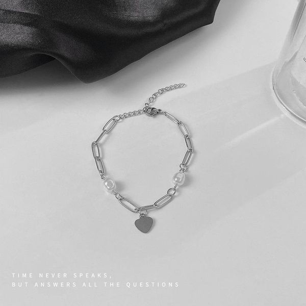 link, chain artificial pearl bracelets women heart woman bangles hollow lady party fashion retro silver color korean stainless brincos, Black
link, chain artificial pearl bracelets women heart woman bangles hollow lady party fashion retro silver color korean stainless brincos, Black