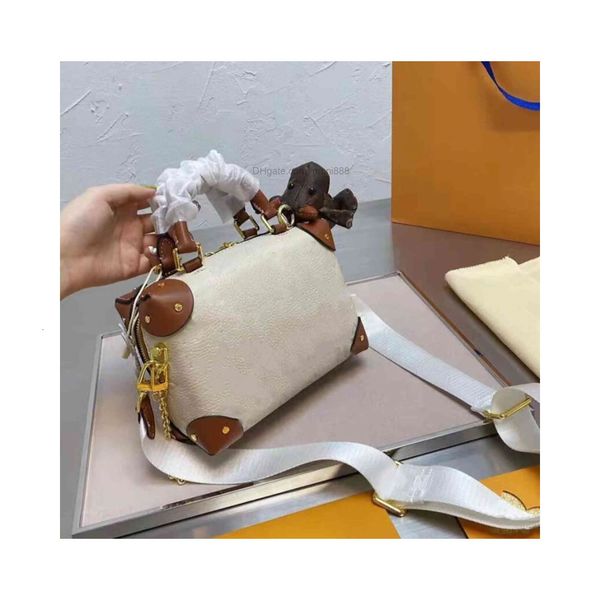 2021 trunk shoulder bags designers luxurys wallets backpacks key chain wallet flap cute handbags fashion trunks bag with box
2021 trunk shoulder bags designers luxurys wallets backpacks key chain wallet flap cute handbags fashion trunks bag with box