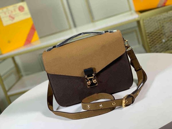luxurys designers bags messenger bag men women printing letter shoulder crossbody 40780
luxurys designers bags messenger bag men women printing letter shoulder crossbody 40780