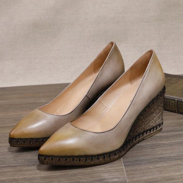 dress shoes small leather women 2021 spring summer retro wedge non-slip women's pointed fashion casual shoe, Black
dress shoes small leather women 2021 spring summer retro wedge non-slip women's pointed fashion casual shoe, Black