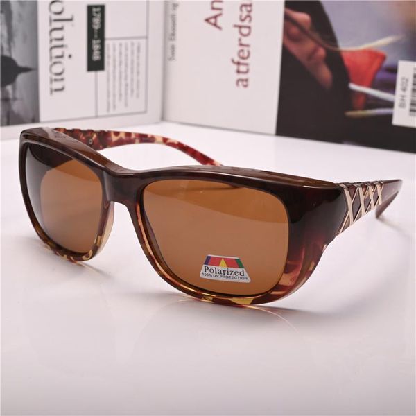 sunglasses vazrobe driving goggles women clip on polarized fit over glasses cover eyeglasses frames myopia eyewear female shades, White;black
sunglasses vazrobe driving goggles women clip on polarized fit over glasses cover eyeglasses frames myopia eyewear female shades, White;black