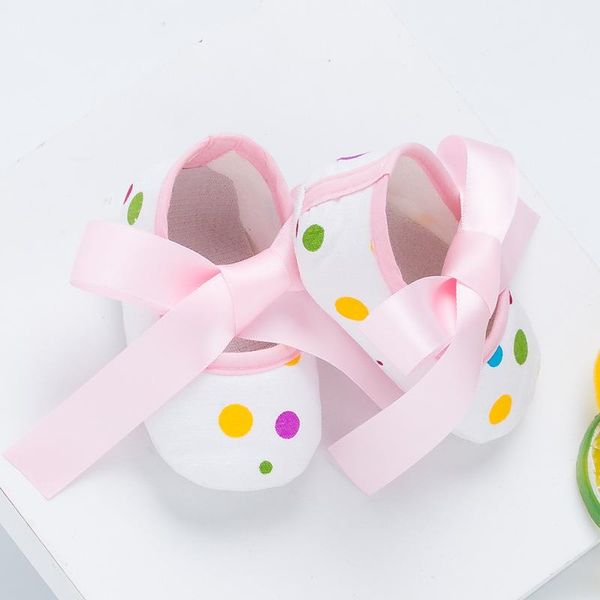 comfortable baby walking shoes printed cotton soft soles spring and autumn non-slip festival princess shoe sandals, Black;red
comfortable baby walking shoes printed cotton soft soles spring and autumn non-slip festival princess shoe sandals, Black;red