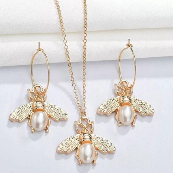 earrings & necklace bee earring jewelry set women ornament wholesale fashion elegant sweet luxury neckring ear stud chain suit female, Silver
earrings & necklace bee earring jewelry set women ornament wholesale fashion elegant sweet luxury neckring ear stud chain suit female, Silver