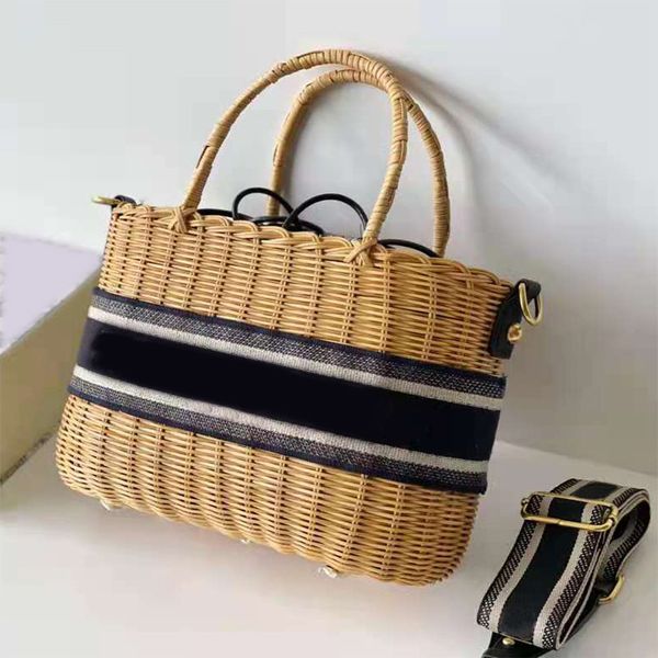 straw fashion women's bag korean version of versatile handbag vacation messenger bamboo woven
straw fashion women's bag korean version of versatile handbag vacation messenger bamboo woven