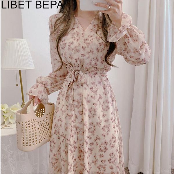 women spring autumn dresses v-neck chiffon floral high waist lace up elegant vintage sweet ladies midi dr3227 casual, Black;gray
women spring autumn dresses v-neck chiffon floral high waist lace up elegant vintage sweet ladies midi dr3227 casual, Black;gray