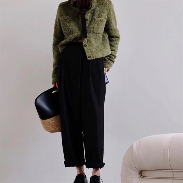 women's jackets women 2022 fashion collocation pocket faux fur teddy short coat retro long sleeve button outerwear streetwear, Black;brown
women's jackets women 2022 fashion collocation pocket faux fur teddy short coat retro long sleeve button outerwear streetwear, Black;brown