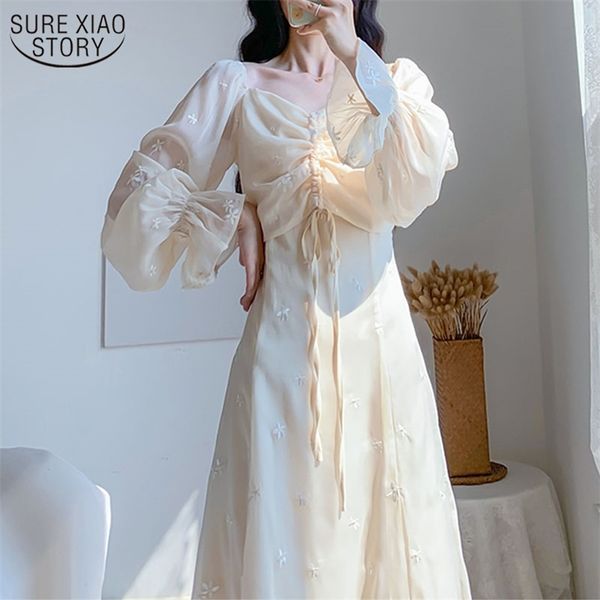 korean retro gentle women long dress flare sleeve embroidery white square collar high waist mid-length 12912 210508, Black;gray
korean retro gentle women long dress flare sleeve embroidery white square collar high waist mid-length 12912 210508, Black;gray