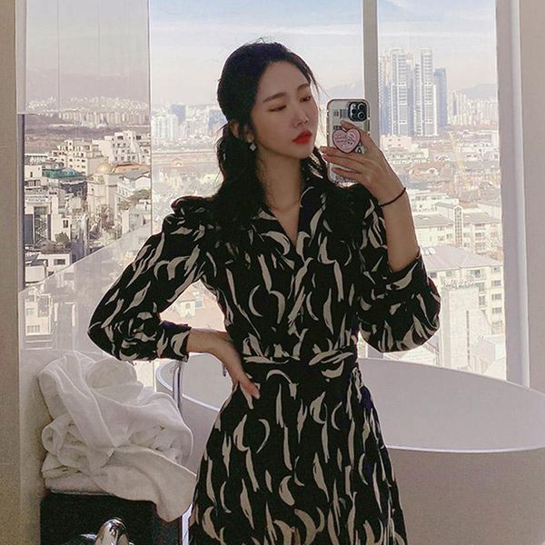 autumn women maxi korean temperament suit collar waist fashion elegant vintage a- line print dress casual dresses, Black;gray
autumn women maxi korean temperament suit collar waist fashion elegant vintage a- line print dress casual dresses, Black;gray