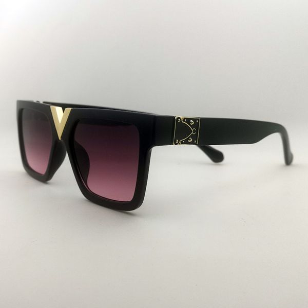 fashion vintage sunglasses women sunglasses occhiali da sole di lusso square black millionaire sunglasses glasses, White;black
fashion vintage sunglasses women sunglasses occhiali da sole di lusso square black millionaire sunglasses glasses, White;black