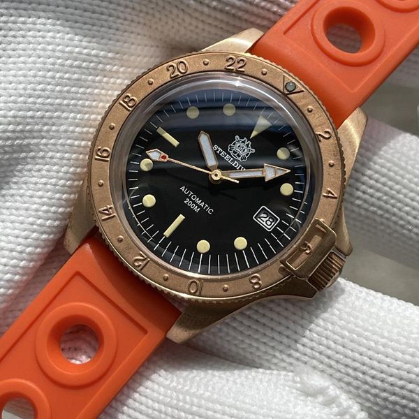 wristwatches steeldive arrival 1966s men's watch cusn8 bronze bezel nh35 movement bgw9 luminous 200m waterproof automatic diver, Slivery;brown
wristwatches steeldive arrival 1966s men's watch cusn8 bronze bezel nh35 movement bgw9 luminous 200m waterproof automatic diver, Slivery;brown