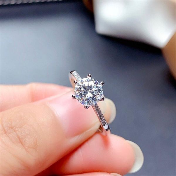 cluster rings moissanite ring real 925 sterling silver wedding party anniversary for women 1ct vvs lab diamond with certificate ship, Golden;silver
cluster rings moissanite ring real 925 sterling silver wedding party anniversary for women 1ct vvs lab diamond with certificate ship, Golden;silver
