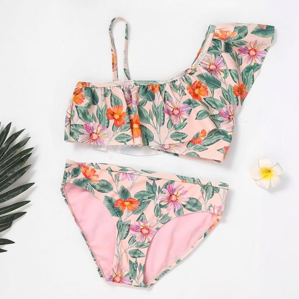 ruffle girl swimsuit kids floral two piece children's swimwear one shoulder bikini set 7-14 years bathing suit biquini two-piece suits
ruffle girl swimsuit kids floral two piece children's swimwear one shoulder bikini set 7-14 years bathing suit biquini two-piece suits