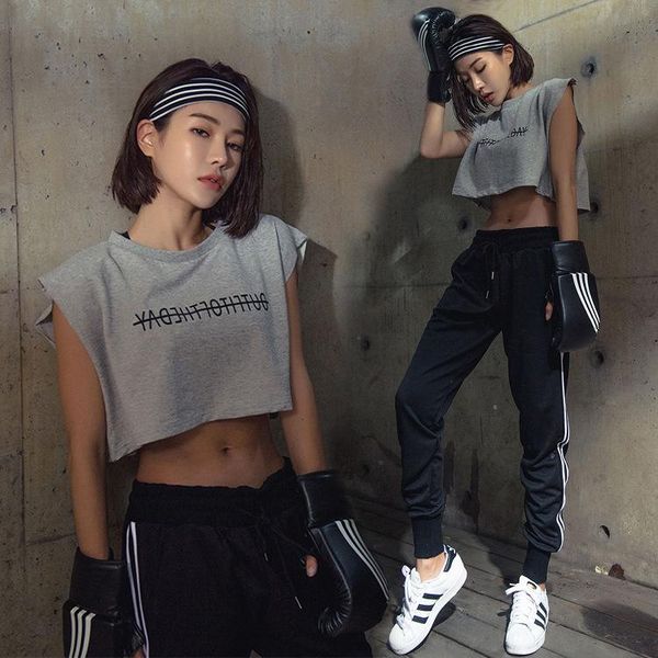 two piece dress fitness shirt 2021 gym kit women loose running net red lady jersey., White
two piece dress fitness shirt 2021 gym kit women loose running net red lady jersey., White