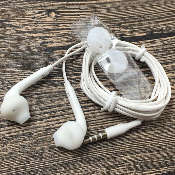 3.5mm in-ear earphone wired headphone earbuds headset with mic volume control for samsung galaxy s6 s8 s9 with retail package
3.5mm in-ear earphone wired headphone earbuds headset with mic volume control for samsung galaxy s6 s8 s9 with retail package