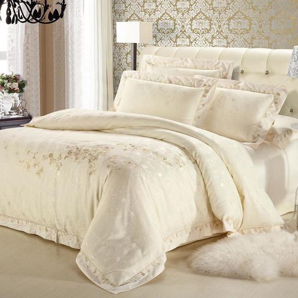 bedding sets white 4pcs sheet set wedding imitation satin cotton jarquard bedspread royal duvet cover king bedroom decor
bedding sets white 4pcs sheet set wedding imitation satin cotton jarquard bedspread royal duvet cover king bedroom decor
