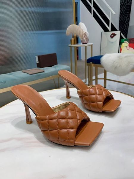 new fashion designer women's high-heeled slippers classic diamond snowflake button pointed party real leather shoes comfortable and lux, Black 
new fashion designer women's high-heeled slippers classic diamond snowflake button pointed party real leather shoes comfortable and lux, Black