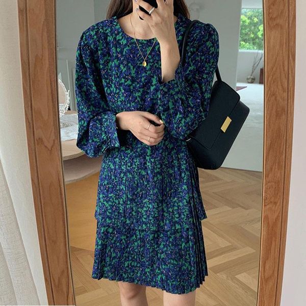casual dresses south korea's autumn french vestidos female round neck loose lantern sleeves hem stitching pleated mini dress kk782, Black;gray
casual dresses south korea's autumn french vestidos female round neck loose lantern sleeves hem stitching pleated mini dress kk782, Black;gray