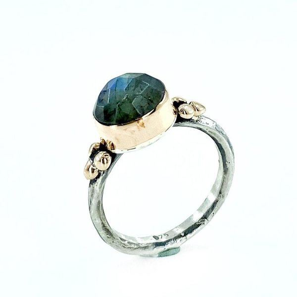 natural real labradorite stone hand production authentic sterling silver ring cluster rings, Golden;silver
natural real labradorite stone hand production authentic sterling silver ring cluster rings, Golden;silver