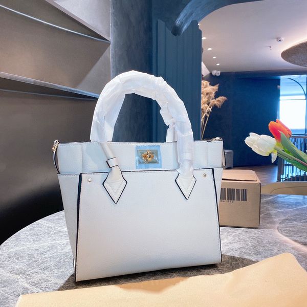 luxurys designers bags handbag women shopping bag large quantity high quanlity female shoulder bagss big brand many colors
luxurys designers bags handbag women shopping bag large quantity high quanlity female shoulder bagss big brand many colors