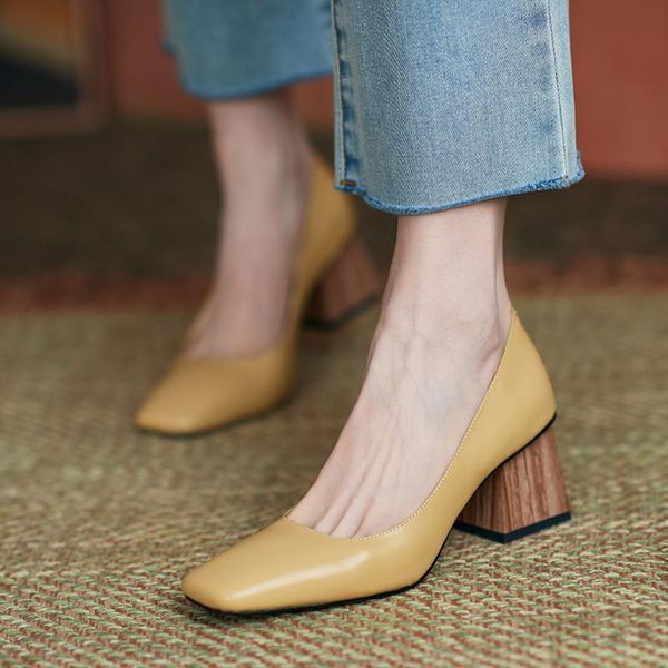 dress shoes size 34-43 2021 rea leather women square heel for office high toe pumps weeding footwear, Black
dress shoes size 34-43 2021 rea leather women square heel for office high toe pumps weeding footwear, Black