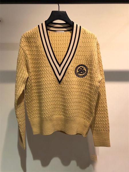 women's sweaters loose knitted shirt with low-cut female v, long-sleeve striped v-collar, autumn and winter g3ri, White;black
women's sweaters loose knitted shirt with low-cut female v, long-sleeve striped v-collar, autumn and winter g3ri, White;black