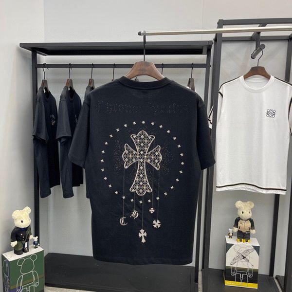 21ss summer new ch cross embroidered heavy metal drill fashion trend short sleeve t-shirt for men and wome, White;black
21ss summer new ch cross embroidered heavy metal drill fashion trend short sleeve t-shirt for men and wome, White;black