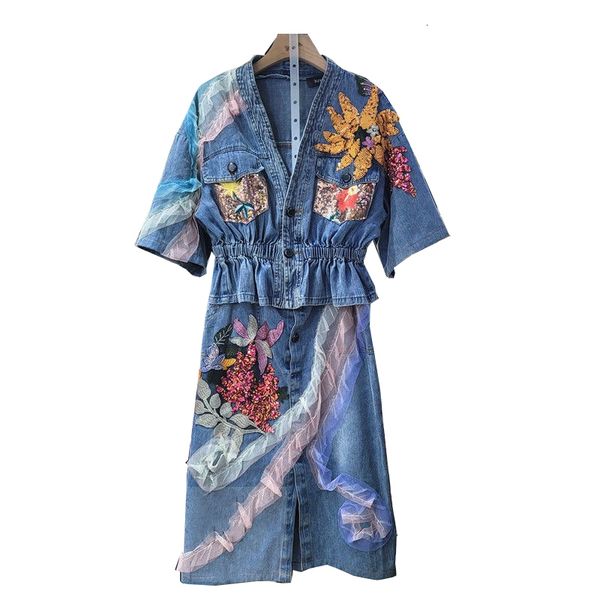 two piece dress vestido em jeans estilo europeu, moda finina, jaqueta com flores e lantejoulas, saia curta renda, conjunto de vestidos duas, White
two piece dress vestido em jeans estilo europeu, moda finina, jaqueta com flores e lantejoulas, saia curta renda, conjunto de vestidos duas, White