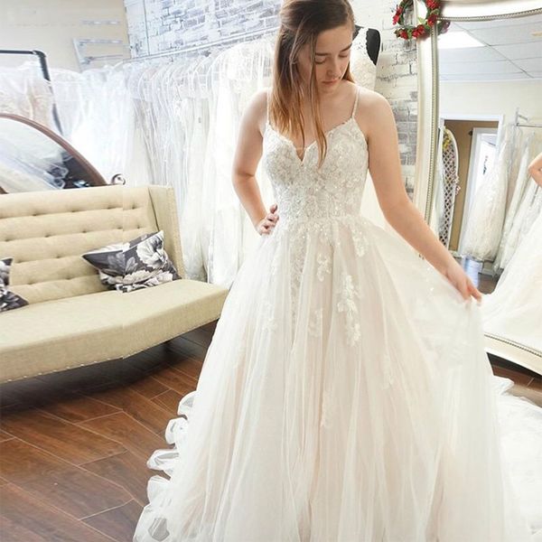 spaghetti neck a line lace wedding dresses appliques court train backless tulle plus size bridal gowns robe de mariee, White
spaghetti neck a line lace wedding dresses appliques court train backless tulle plus size bridal gowns robe de mariee, White