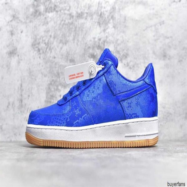 shoesworld pink blacks blue silk men 1s running shoes game royal gum light black sneakers one sports des chaussures 46
shoesworld pink blacks blue silk men 1s running shoes game royal gum light black sneakers one sports des chaussures 46