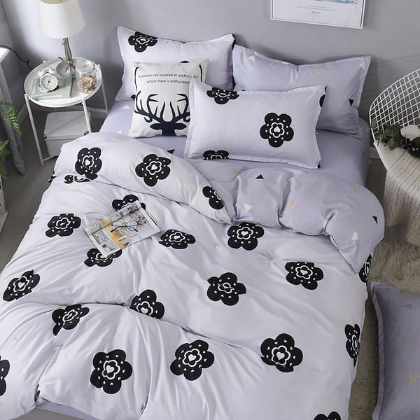 bedding set 4 in 1,breathable unique design,microfiber 1 duvet cover,2 pillow shams and bed sheet,,king,twin,full size sets
bedding set 4 in 1,breathable unique design,microfiber 1 duvet cover,2 pillow shams and bed sheet,,king,twin,full size sets